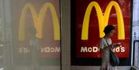 <p>McDonald's é uma das redes que teve problemas com fornecedor de carne</p>  Foto: AFP