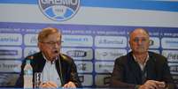 <p>Treinador foi apresentado nesta quarta-feira pelo Grêmio ao lado do presidente Fábio Koff</p>  Foto: Edu Andrade/FatoPress / Gazeta Press