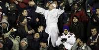 "Papa" é visto no meio da torcida do San Lorenzo  Foto: Gaston Britto / Reuters