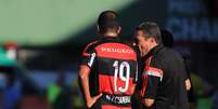 <p>Alecsandro virou problema para o treinador Luxemburgo</p>  Foto: Marcio Cunha / Agif / Gazeta Press