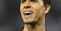 <p>Pre&ccedil;o de Nilmar assusta clubes</p>  Foto: Karim Jaafar / AFP