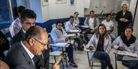 <p>Alckmin em visita a escola em Pinheiros, área nobre de São Paulo</p>  Foto: Taba Benedicto / Futura Press