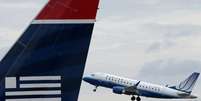 Avião da United Airlines que ia para Bruxelas teve de fazer um pouso de emergência nesta terça-feira  Foto: Win McNamee / Getty Images 