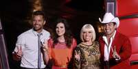 Com Ricky Martin e Laura Pausini, time de jurados se reúne para foto em estreia   Foto: Sáshenka Gutiérrez / EFE
