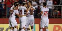 Jogadores do S&atilde;o Paulo comemoram vit&oacute;ria do S&atilde;o Paulo  Foto: Friedemann Vogel / Getty Images 