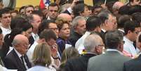 Presidente Dilma Rousseff acompanha o velório de Eduardo Campos ao lado do ex-presidente Luis Inácio Lula da Silva  Foto: Felipe Frazão / Agência Brasil