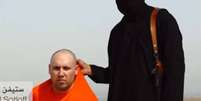 <p>Outro jornalista americano (Steven Sotloff) foi ameaçado de morte pelo EI na Síria durante vídeo da morte de James Foley</p>  Foto: The Independent / Reprodução