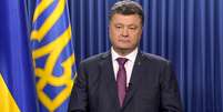 <p>O presidente da Ucrânia, Petro Poroshenko, anuncia a dissolução do Parlamento, em Kiev, em 25 de agosto</p>  Foto: Mykola Lazarenko/Presidência/Divulgação / Reuters
