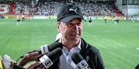 <p>Levir revelou problemas com Ronaldinho nos bastidores do Atl&eacute;tico-MG</p>  Foto: Bruno Cantini/Atl&eacute;tico-MG / Divulga&ccedil;&atilde;o