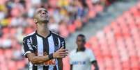 Diego Tardelli enfrentou grande maratona de jogos nos últimos dias  Foto: Bruno Cantini / Divulgação