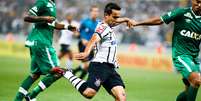 O Corinthians foi melhor no primeiro tempo do jogo  Foto: Alexandre Schneider / Getty Images 