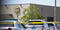 <p>Um ex-funcion&aacute;rio da empresa de envios postais UPS invadiu o local e matou duas pessoas</p>  Foto: Brynn Anderson / AP