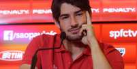 <p>Alexandre Pato pode voltar ao São Paulo</p>  Foto: Gabriela Biló / Futura Press