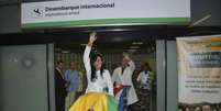 Médicos estrangeiros desembarcando no Brasil para participarem do programa Mais Médicos   Foto: Agência Brasil