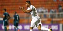 David Braz comemora gol marcado em duelo contra Goiás  Foto: Wagner Carmo / Getty Images 