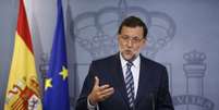 <p>O primeiro-ministro da Espanha, Mariano Rajoy, responde a uma pergunta durante uma entrevista coletiva no Pal&aacute;cio da Moncloa, em Madri, em 29 de setembro</p>  Foto: Andrea Comas / Reuters