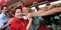 <p>Dilma Rousseff durante campanha à Presidência da República no primeiro turno.</p>  Foto: Ueslei Marcelino / Reuters