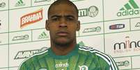 <p>Jailson estendeu seu contrato com o clube alviverde até 2016</p>  Foto: Daniel Vorley / AGIF / Gazeta Press