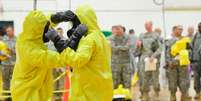 <p>Soldados dos EUA participam de treinamento para lidar com ebola</p>  Foto: Harrison McClary / Reuters