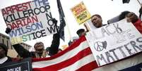<p>Organizações de direitos civis e grupos de protesto convidaram pessoas de todo o país para participar das marchas de sexta a segunda-feira</p>  Foto: Jim Young / Reuters