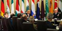 <p>Obama fala durante reunião com chefes de Defesa em Washington nesta terça-feira</p>  Foto: Kevin Lamarque / Reuters