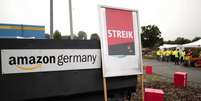 <p>Trabalhadores em Bad Hersfeld, Leipzig e Graben vão entrar em greve de segunda a quarta-feira, e em Werne devem para suas atividades na segunda e terça-feira</p>  Foto: Ina Fassbender / Reuters