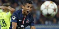 <p>Marquinhos comemora gol do PSG contra o Barcelona, no Parc des Princes, em 30 de setembro</p>  Foto: Benoit Tessier / Reuters