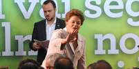 <p>Dilma Roussef será convidada para participar de uma reunião do diretório do PT, no fim do mês, em Fortaleza</p>  Foto: Eco Desenvolvimento