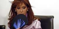 <p>Cristina Kirchner foi internada no domingo com&nbsp;um quadro de sigmoidite</p>  Foto: Marcos Brindicci / Reuters