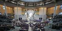 <p>O presidente do Congresso alem&atilde;o, Norbert Lammert, discursa em comemora&ccedil;&atilde;o&nbsp;do 25&ordm; anivers&aacute;rio da queda do Muro de Berlim</p><p>&nbsp;</p>  Foto: Fabrizio Bensch / Reuters