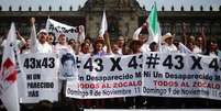 Manifestação contra violência no México exige informações sobre estudantes desaparecidos.  Foto de 9 de novembro.  Foto: Tomas Bravo / Reuters