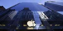 <p>As ações da Apple acumulam alta de cerca de 42% neste ano, ajudadas por fortes vendas do celular iPhone</p>  Foto: David Gray / Reuters
