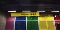 <p>Uma das novidades é aplicação de portas coloridas nos corredores da estação</p>  Foto: Oswaldo Corneti / Fotos Públicas