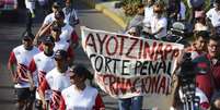 O México enfrenta protestos em diversas áreas pelo desaparecimento e possível massacre de 43 estudantes  Foto: Oscar Martinez  / Reuters