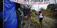 <p>Cerca de 700 famílias ocuparam a área em São Gonçalo em outubro</p>  Foto: Tomaz Silva / Agência Brasil