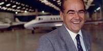 Rolim Adolfo Amaro começou como piloto da TAM em 1961. Onze anos depois, se tornou dono da empresa e, ao longo das três décadas seguintes, a transformou em uma das principais companhias do país  Foto: TAM / Divulgação