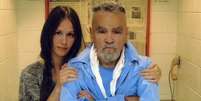 Manson e a noiva de 26 anos conseguiram licença para realizar casamento  Foto: Twitter