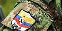 <p>As Farc insistem que "estão comprometidas a fundo, sem vacilações e sem entorses, com a busca da paz para a Colômbia"</p>  Foto: BBC Mundo / Copyright