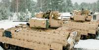 Tanques americanos serão enviados para o leste europeu  Foto: AFP