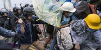 <p>Manifestantes, em sua maioria estudantes e jovens trabalhadores, exigiam a instaura&ccedil;&atilde;o de um verdadeiro sufr&aacute;gio universal</p>  Foto: Tyrone Siu / Reuters