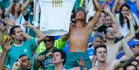 <p>Torcida do Palmeiras deixa o zagueiro T&oacute;bio impressionado</p>  Foto: Fernando Dantas / Gazeta Press