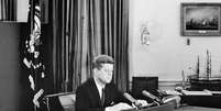 <p>Quatro dias antes de sua morte, o ex-presidente John F. Kennedy havia decidido se aproximar de Fidel Castro</p>  Foto: ANSA/Oldpix