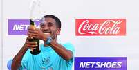 Dawit Admasu foi o campeão da São Silvestre de 2014  Foto: Sergio Barzaghi / Gazeta Press