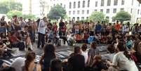 "Aula pública" sobre política de transporte, organizada pelo Movimento Passe Livre (MPL)  Foto: Débora Melo / Terra