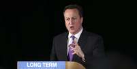O primeiro-ministro britânico, David Cameron, discursa para líderes empresariais em uma conferência em Manchester, norte da Inglaterra, em 08 de janeiro  Foto: Peter Byrne / Reuters