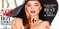 Miranda Kerr, de topless, em capa da edição de fevereiro da Harper´s Bazaar  Foto: Terry Richardson / Harper´s Bazaar / Divulgação