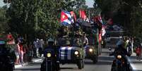 Um comobio de caminhões militares reencena a marcha de Fidel Castro em Havana durante a revolução cubana de 1959. 09/01/2015  Foto: Stringer / Reuters