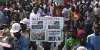 Haitianos relembram tragédia que atingiu região há cinco anos  Foto: Dieu Nalio Chery / AP