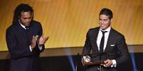 Gol de James Rodríguez contra o Uruguai, na Copa do Mundo, é eleito o mais bonito de 2014 e leva o prêmio Puskas  Foto: Fabrice Coffrini / AFP