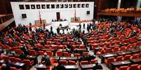 Parlamente turco reunido para debate em Ancara. 20/01/2015  Foto: Umit Bektas / Reuters